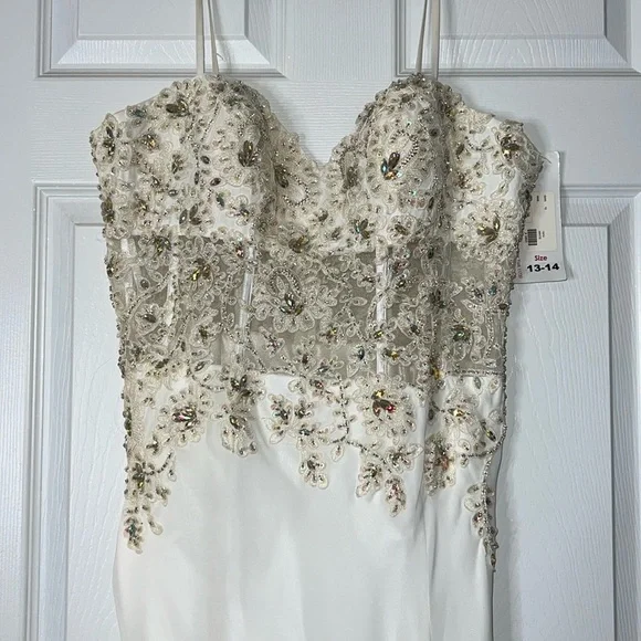 white engagement dress long Ruoxi
